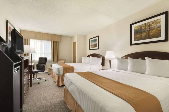 Room 15 of 24
